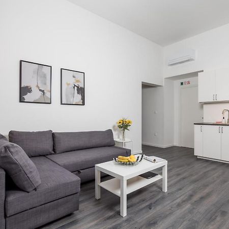 Apartment Nest In 1 Риека Экстерьер фото